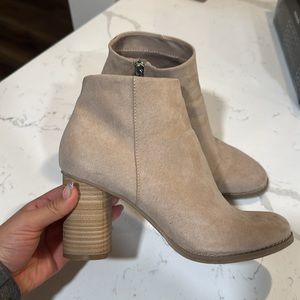 Dolce Vita Nude Heels
